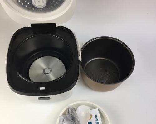 如何修正电饭煲按键漏电问题（快速解决电饭煲按键漏电的方法与步骤）