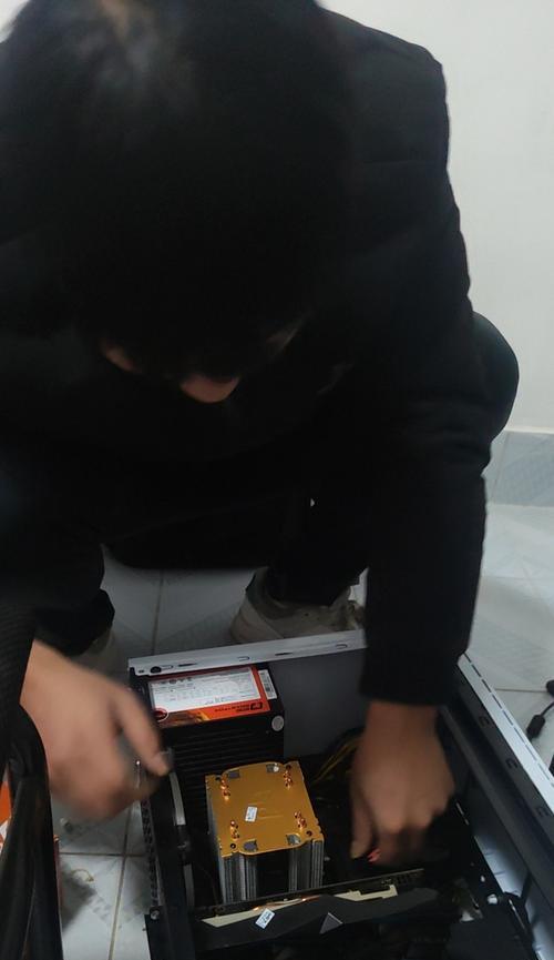 如何修复一台大电脑（掌握关键步骤）