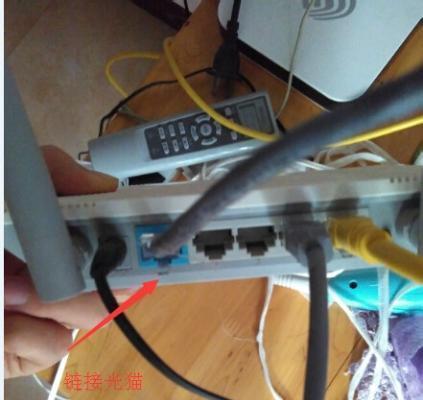 电信猫和路由器连接图解（解析家庭网络布线）