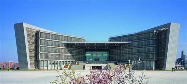 西安理工大学的魅力解读（揭秘西安理工大学在西安人眼中的地位与影响）