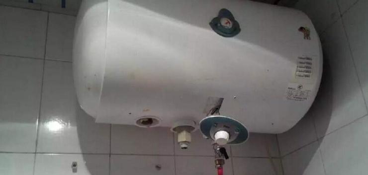 商用热水器水管漏水处理方法（急救措施）
