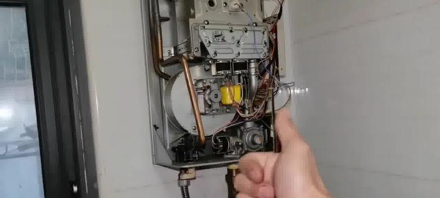 解读法罗力热水器报警代码（故障代码分析及解决方法）