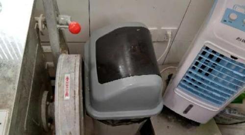 嘉兴商用油烟机清洗方法大揭秘（以实用的技巧帮助你轻松清洁油烟机）