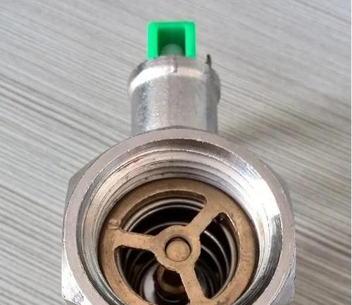 热水器漏水安全阀处理方法（应对热水器漏水问题的有效措施）