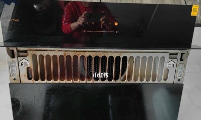 如何正确清洗油烟机（轻松解决油烟机清洗难题）