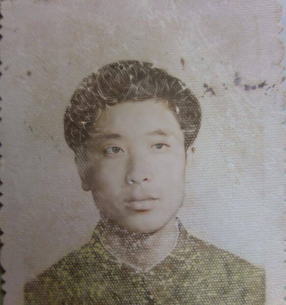 老照片模糊破损怎么修复？有效修复技巧有哪些？