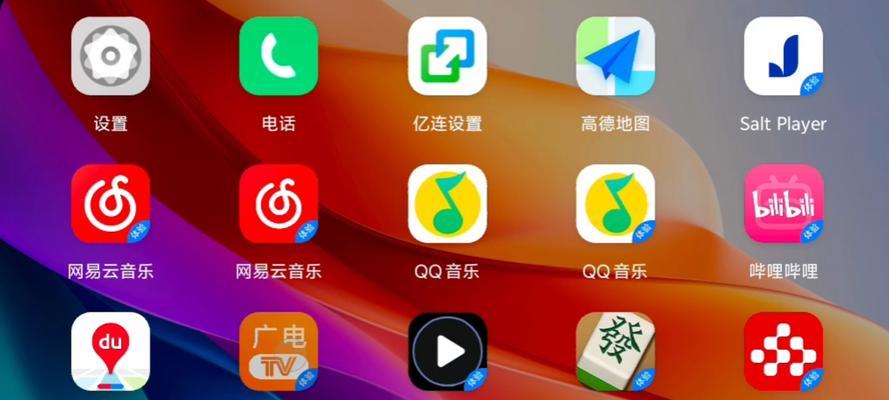 哪些软件可以免费观看内容并支持投屏功能？如何使用这些软件进行投屏？