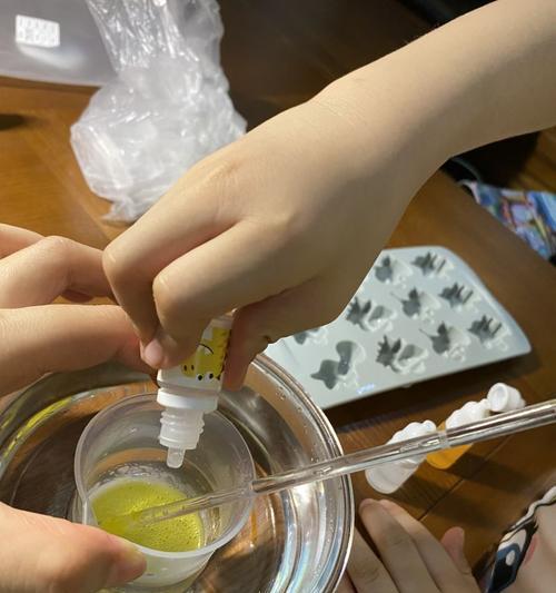 最简单的自制肥皂配方是什么？如何制作无添加的环保肥皂？