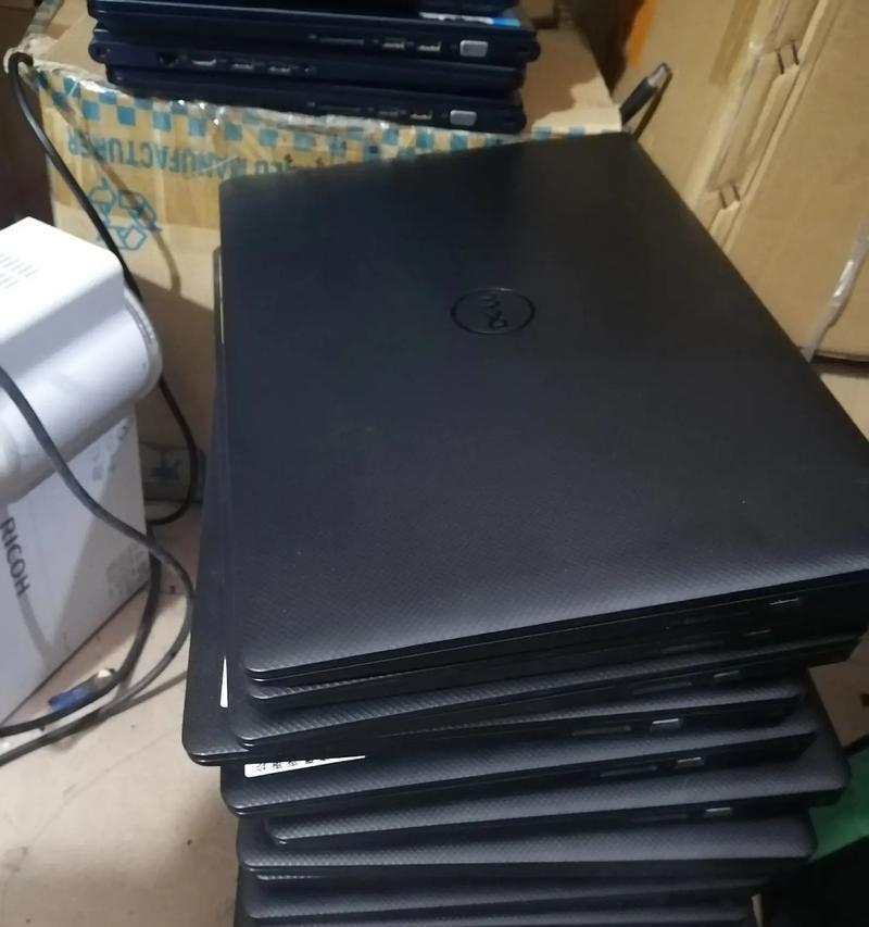 投影仪烤屏怎么换屏？换屏过程中需要注意什么？
