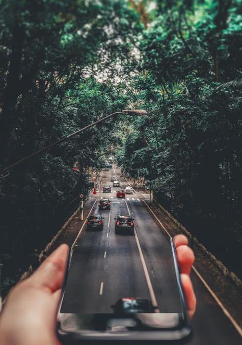 手机间如何快速分享照片？拍照后怎样便捷传输给他人？
