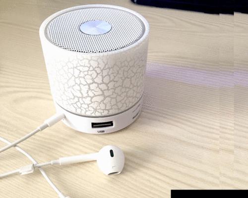 山水牌音箱aux使用方法是什么？