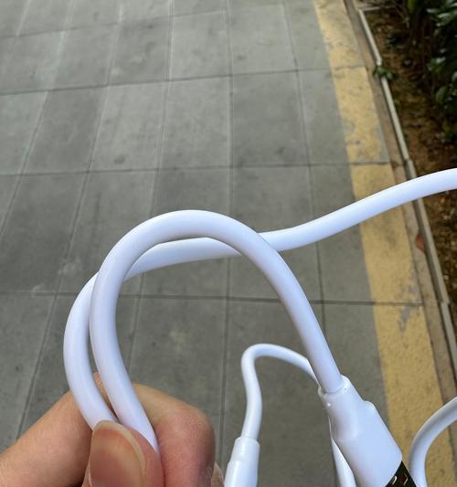 红米k70原配充电器的功率是多少瓦？它与其他充电器有何区别？