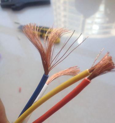音箱方形插座接线方法是什么？