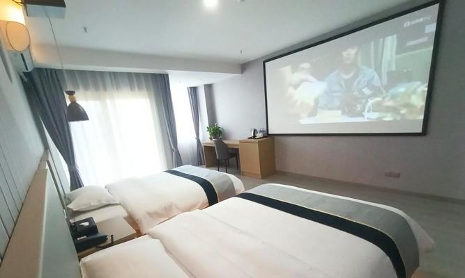 如家酒店充电器借用流程是什么？借用后如何归还？
