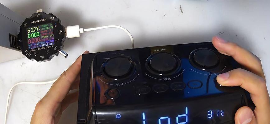 索爱s68音箱换电池方法？步骤详细说明？