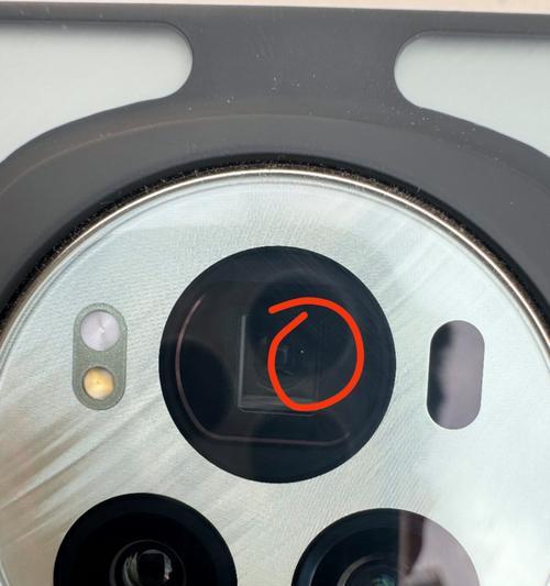 相机镜头进灰了怎么清理？用什么工具吹最安全？