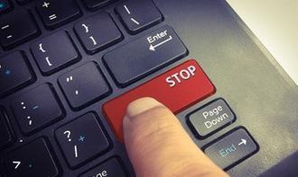音乐键盘上红色键位代表的含义是什么？