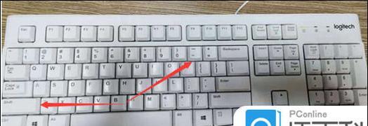 雷蛇鼠标逆战无限飞宏的设置方法是什么？