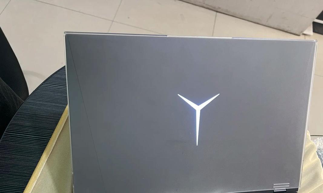 12900es搭配显卡的方法是什么？