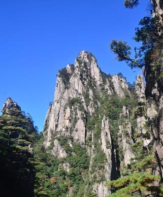 黄山登峰移动电源的性能如何？黄山登峰移动电源值得购买吗？