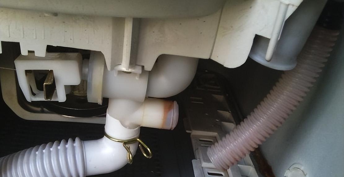 洗衣机不排水，可能出现的问题及修复方法（探究洗衣机不排水的原因和解决办法）