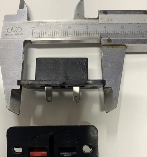 音箱接头夹子使用方法是什么？使用中应注意什么？