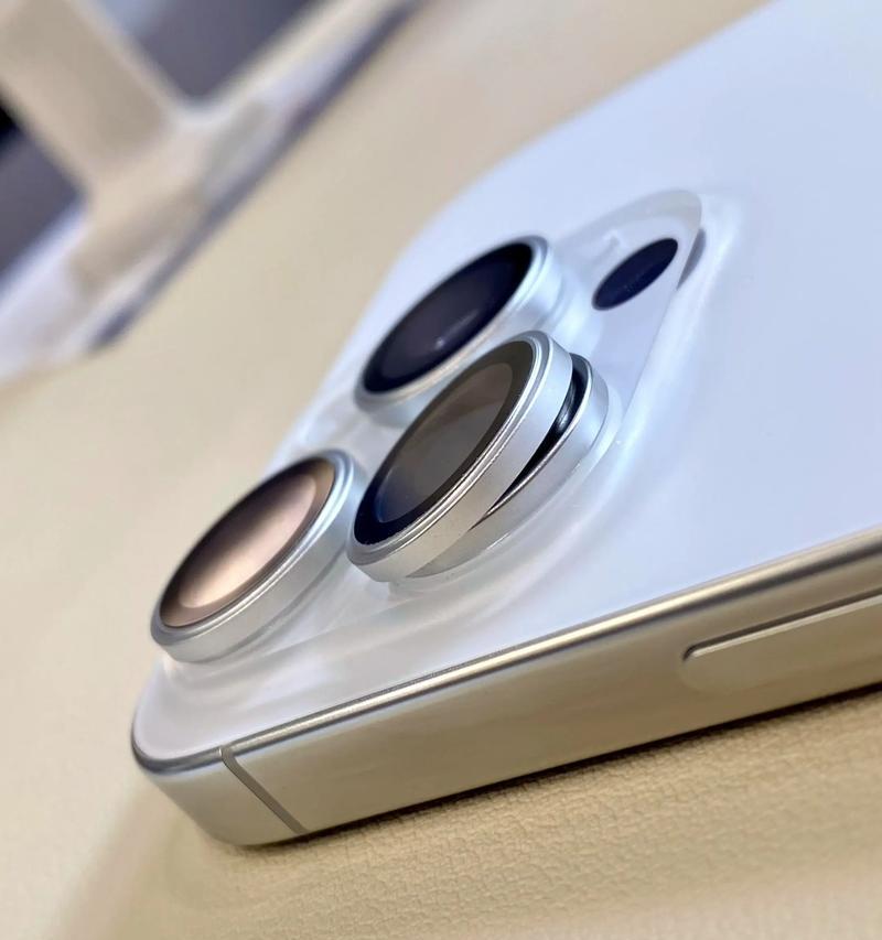 苹果摄像头歪斜问题如何解决？