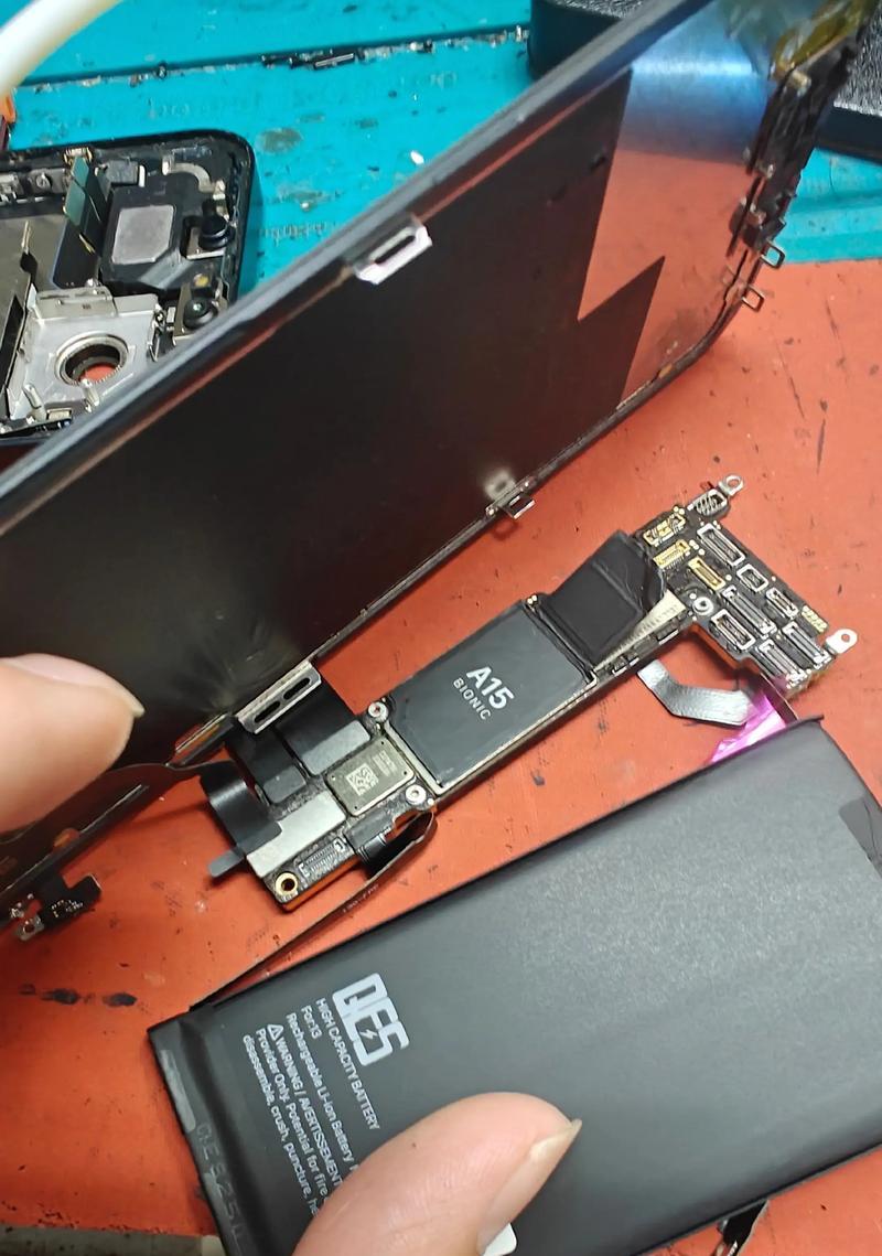 探秘iPhone刷机工具（了解最流行的刷机软件和使用技巧）
