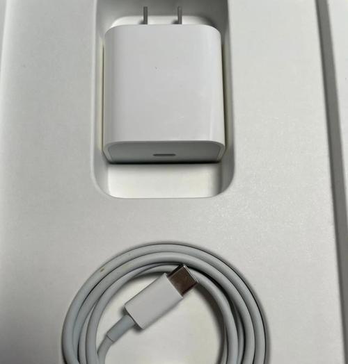 遇到iPhone12充电到80%充不进去的问题，如何解决（探究iPhone12充电问题的原因及解决方案）